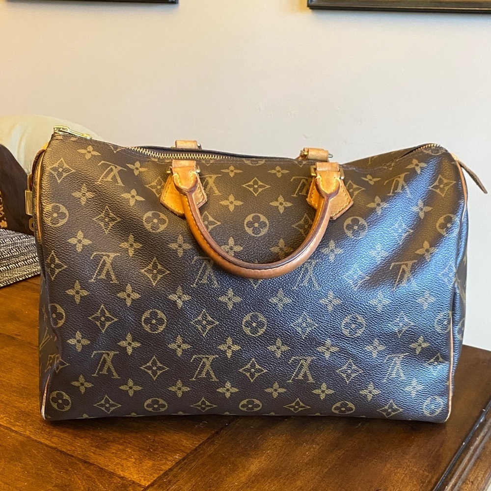 Louis Vuitton Speedy 35 Monogram Bag
